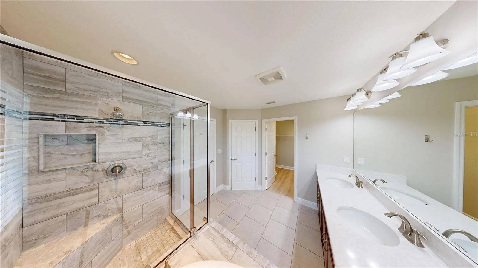 6207 COLMAR PL