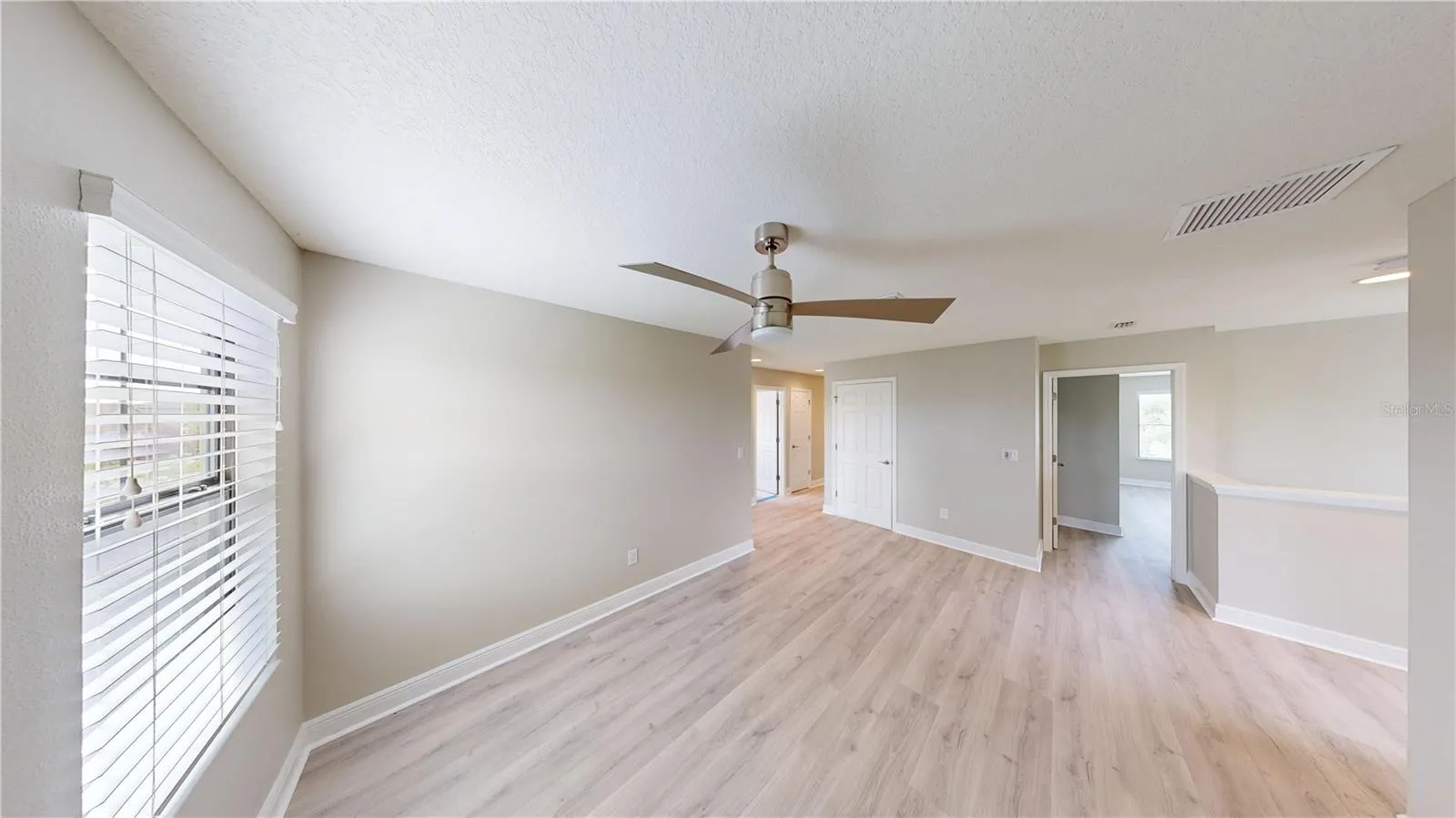 6207 COLMAR PL
