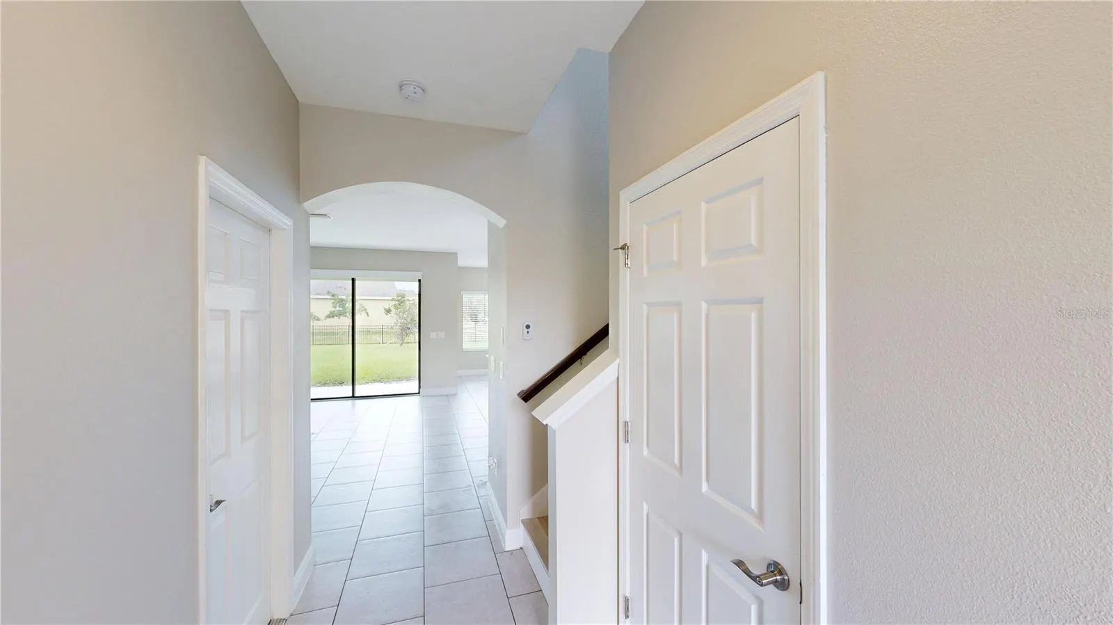 6207 COLMAR PL