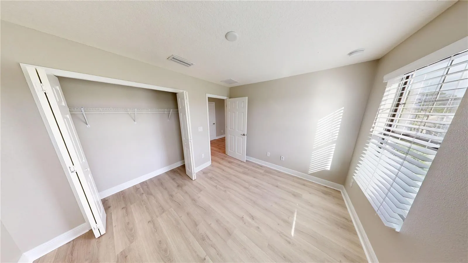 6207 COLMAR PL