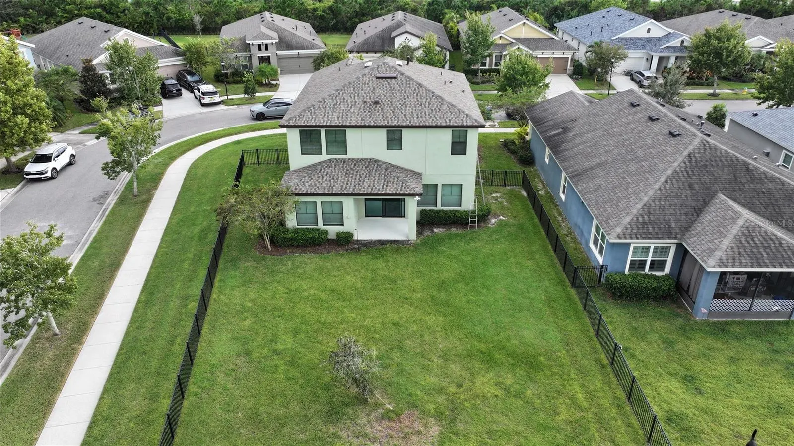 6207 COLMAR PL