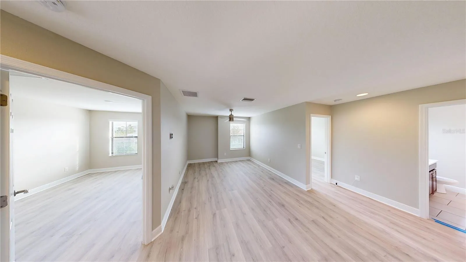 6207 COLMAR PL