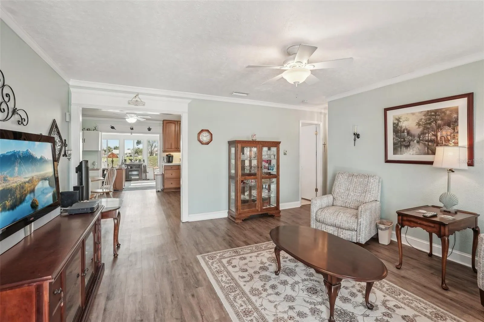 708 RUTGERS PL