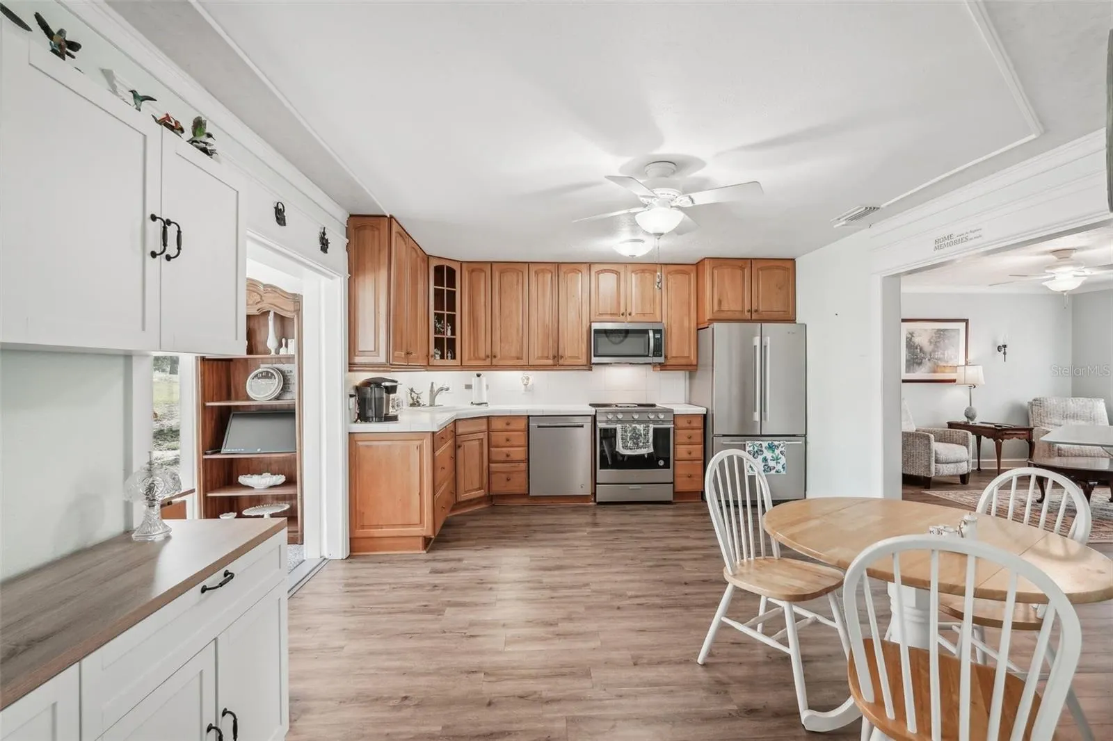 708 RUTGERS PL