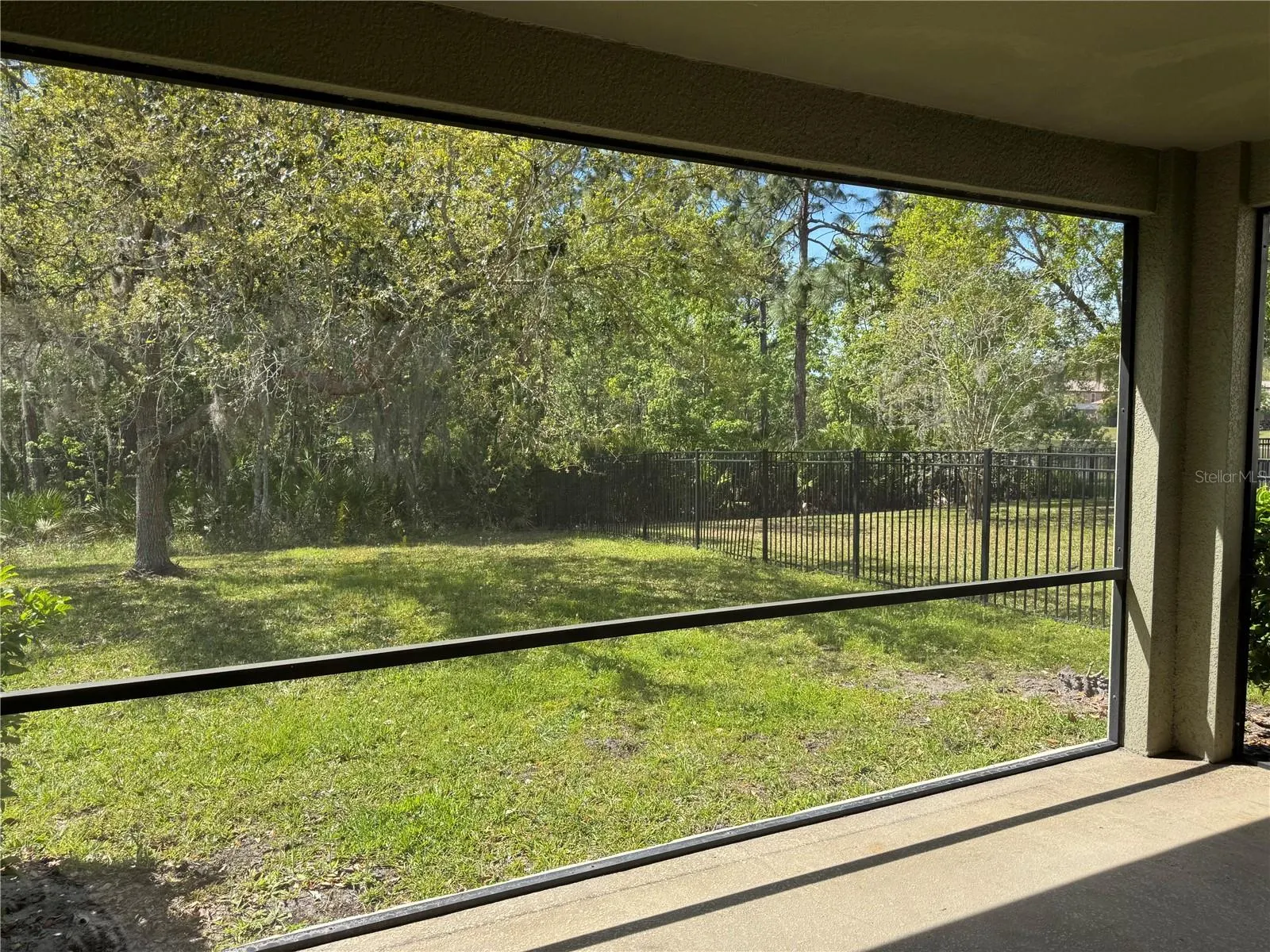 8237 DUNHAM STATION DR