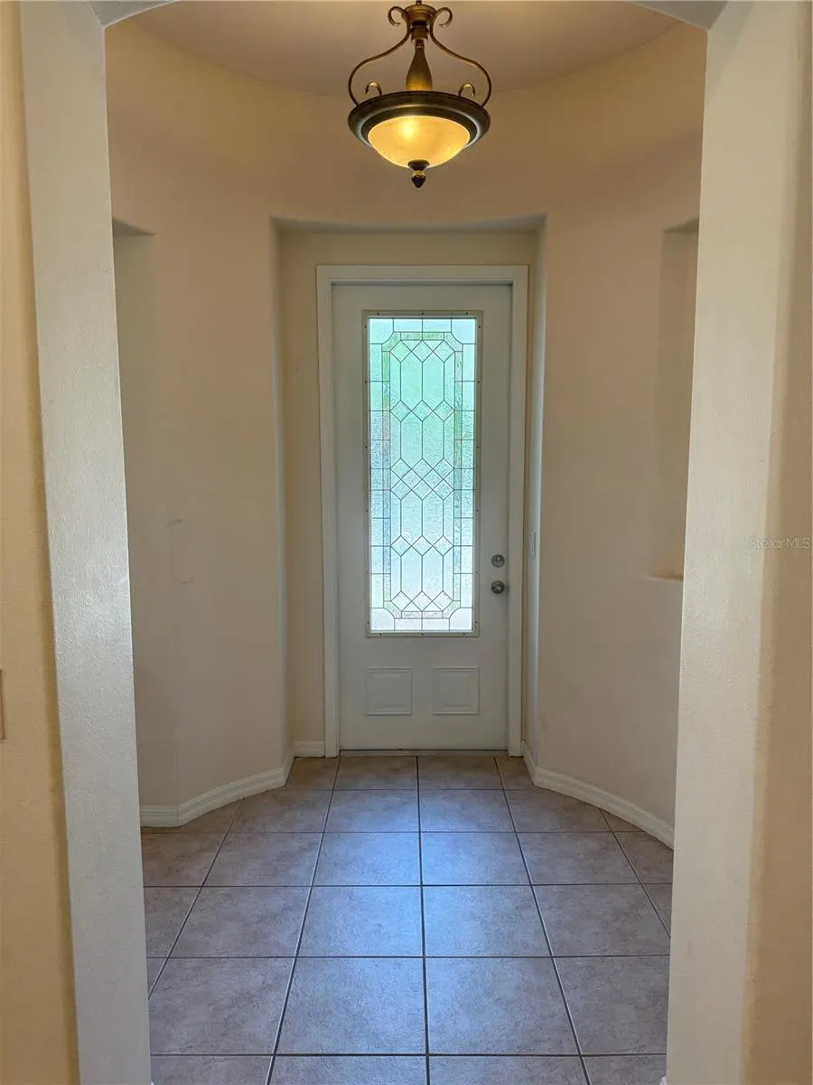 8237 DUNHAM STATION DR