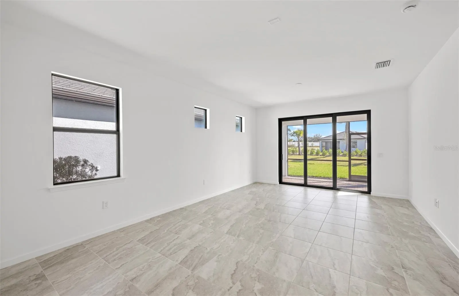 4716 BLUE STAR CT