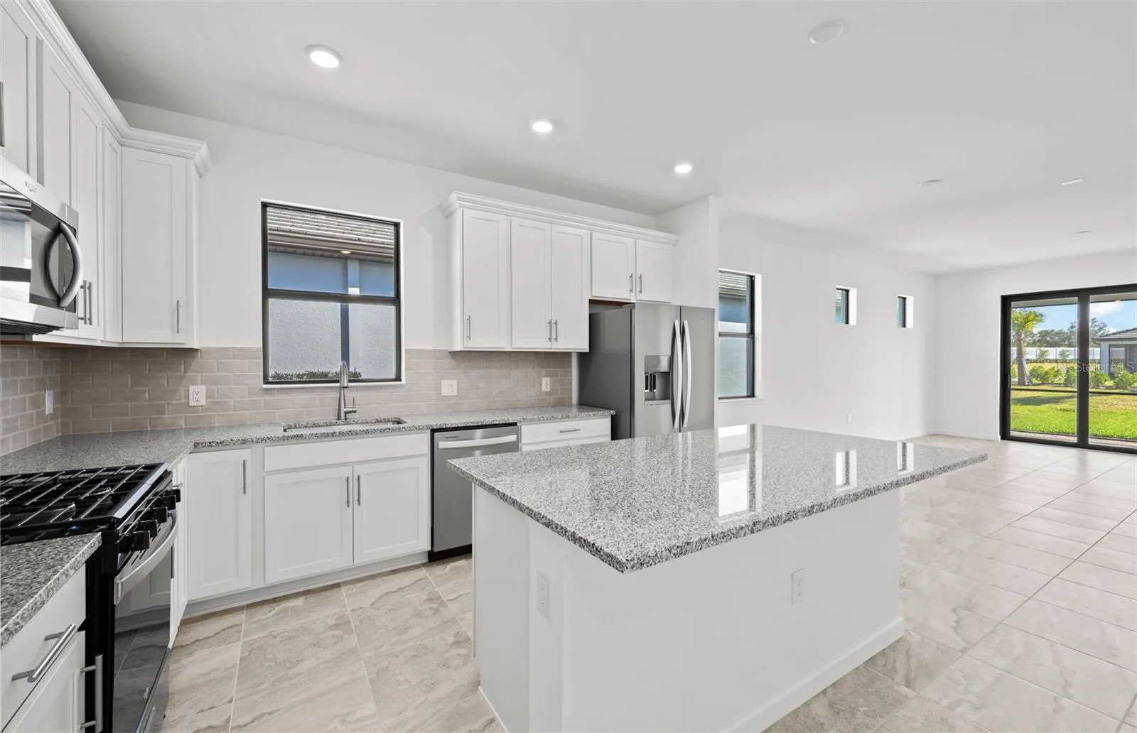 4716 BLUE STAR CT
