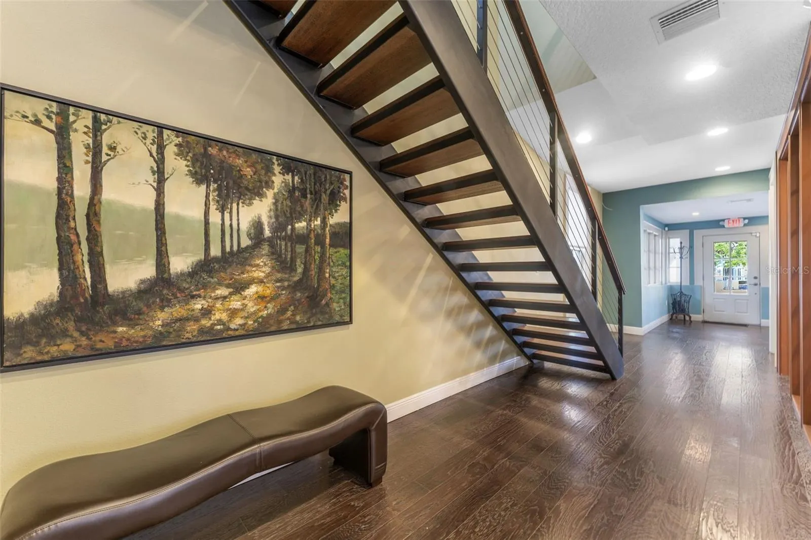 337 S PLANT AVE