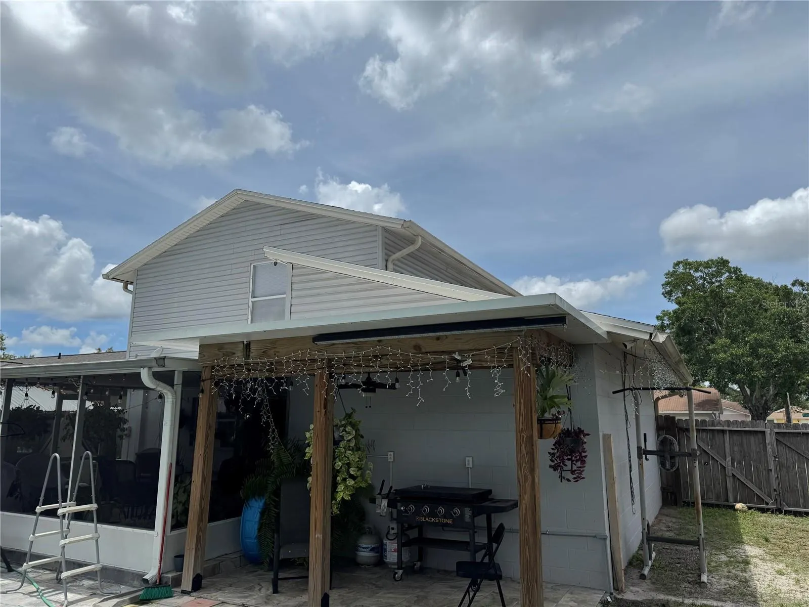 5102 CRESTMORE CT