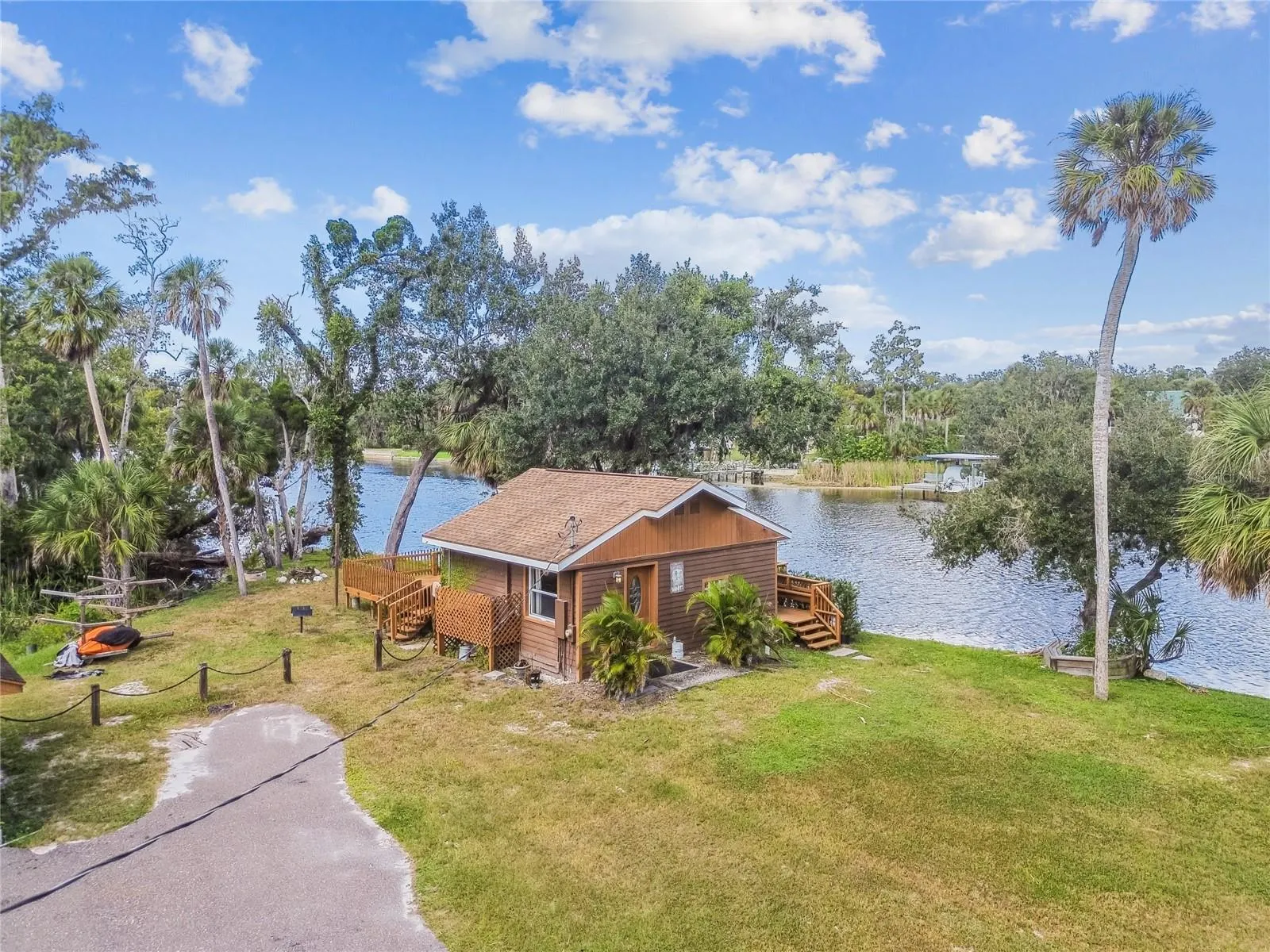 11332 SYLVAN GREEN LN