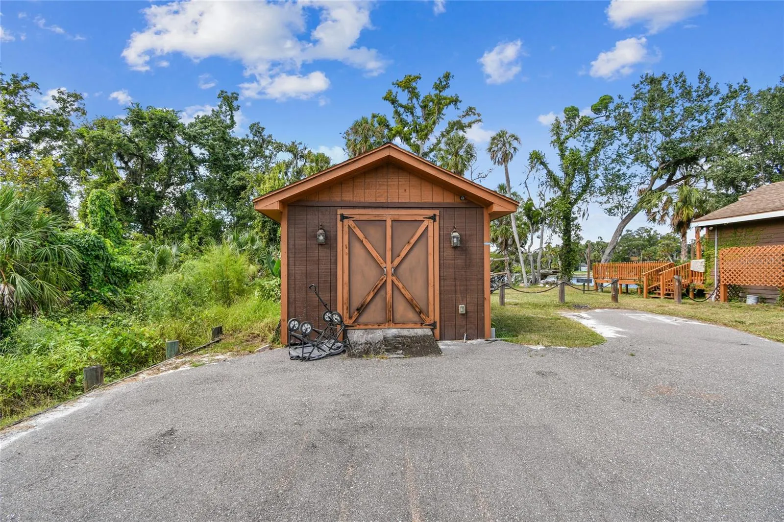 11332 SYLVAN GREEN LN