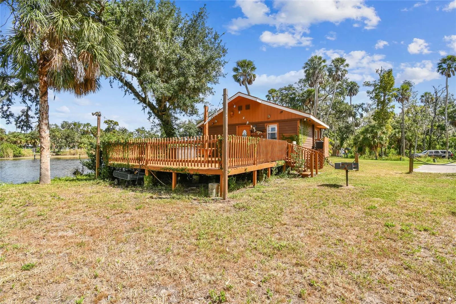 11332 SYLVAN GREEN LN