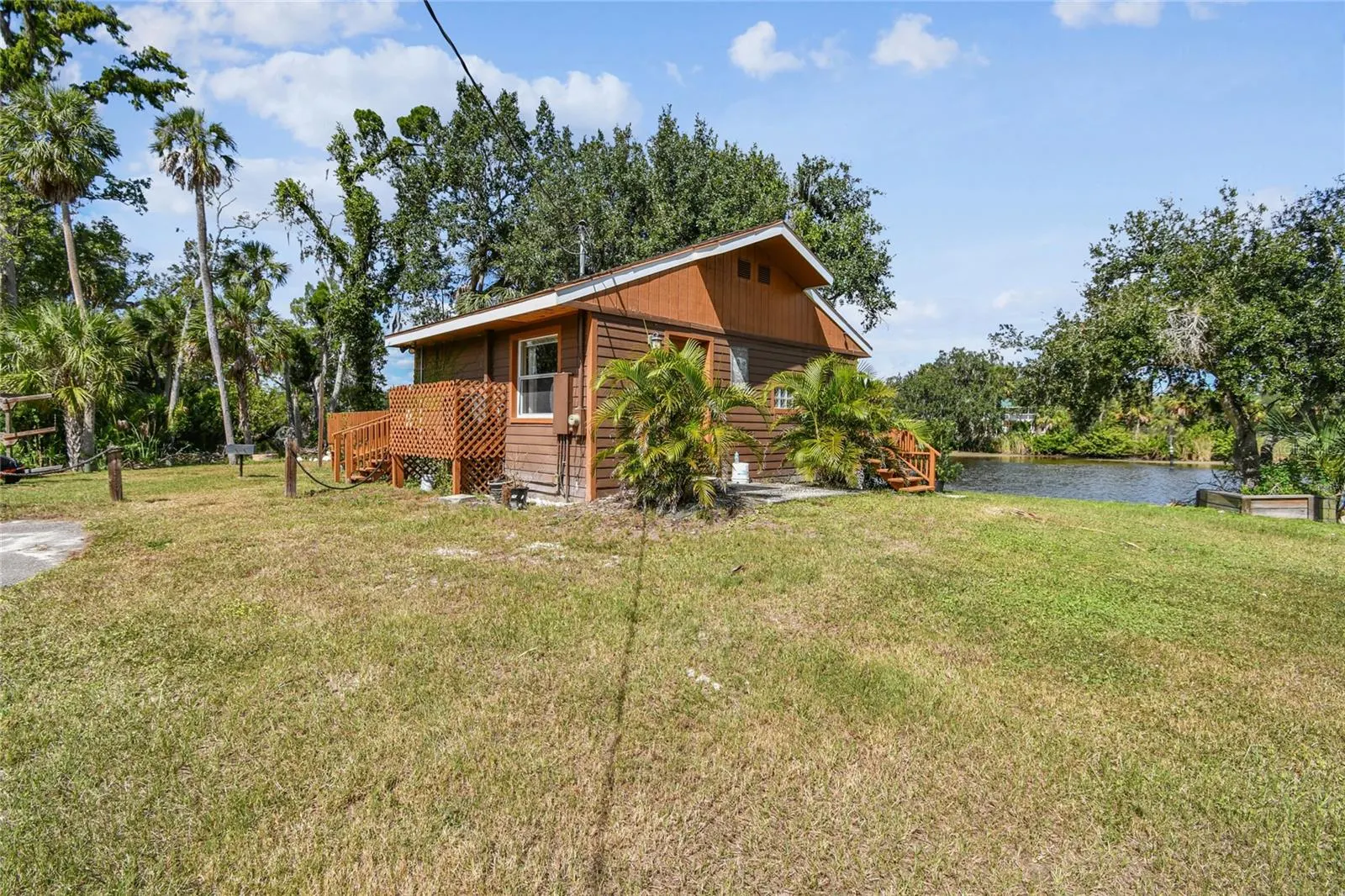 11332 SYLVAN GREEN LN