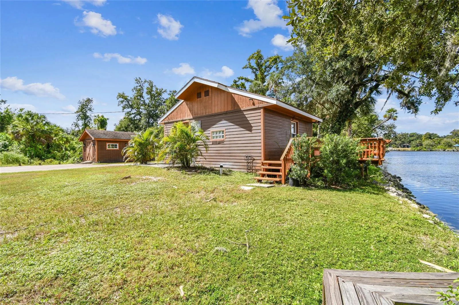 11332 SYLVAN GREEN LN