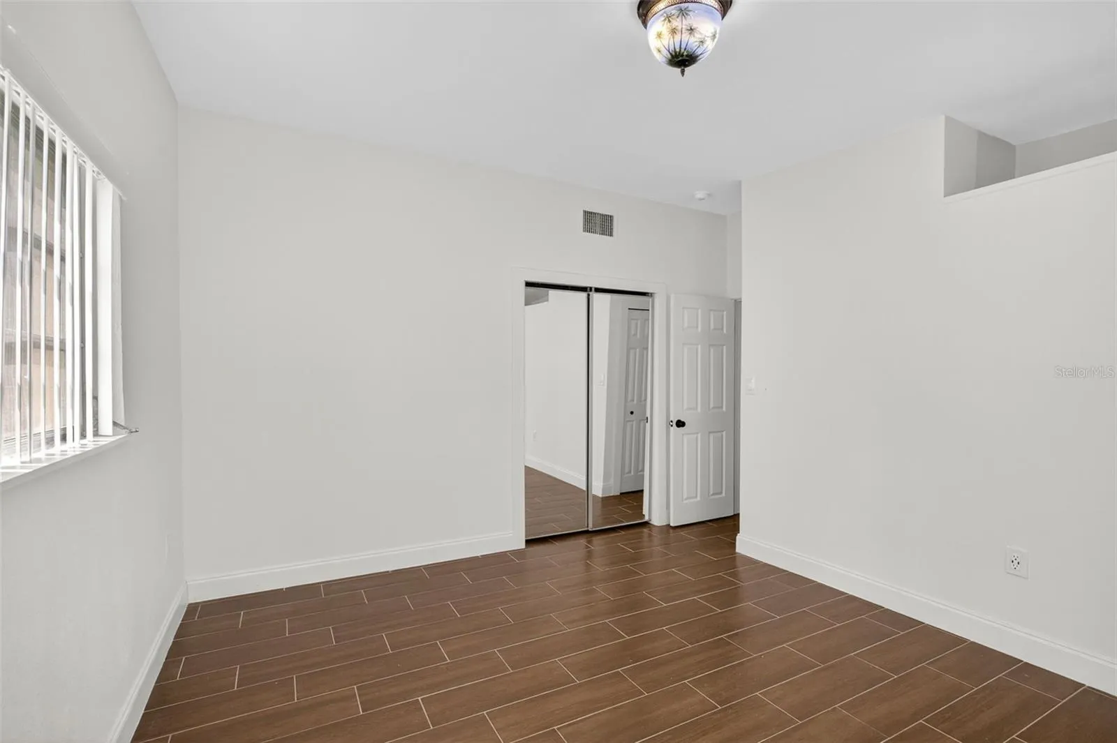 258 SEMINOLE BLVD NW