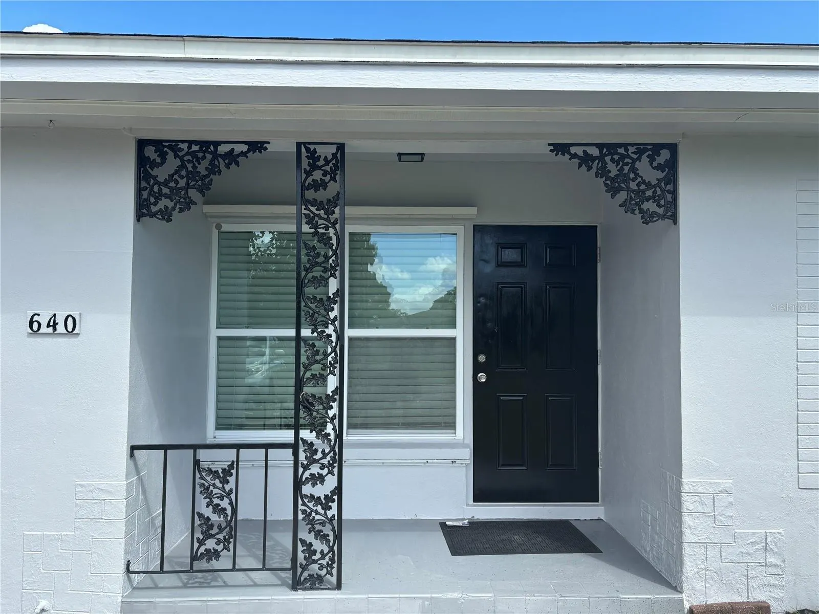 640 SAN SALVADOR DR