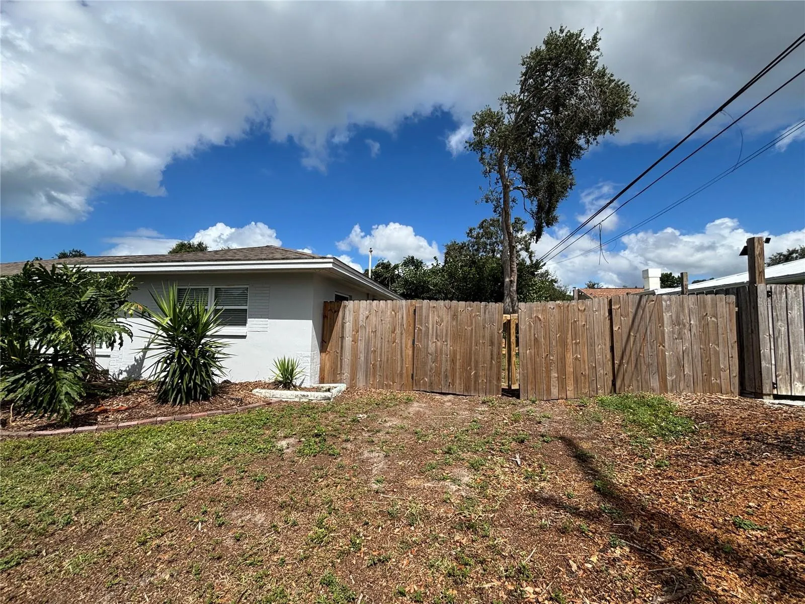 640 SAN SALVADOR DR