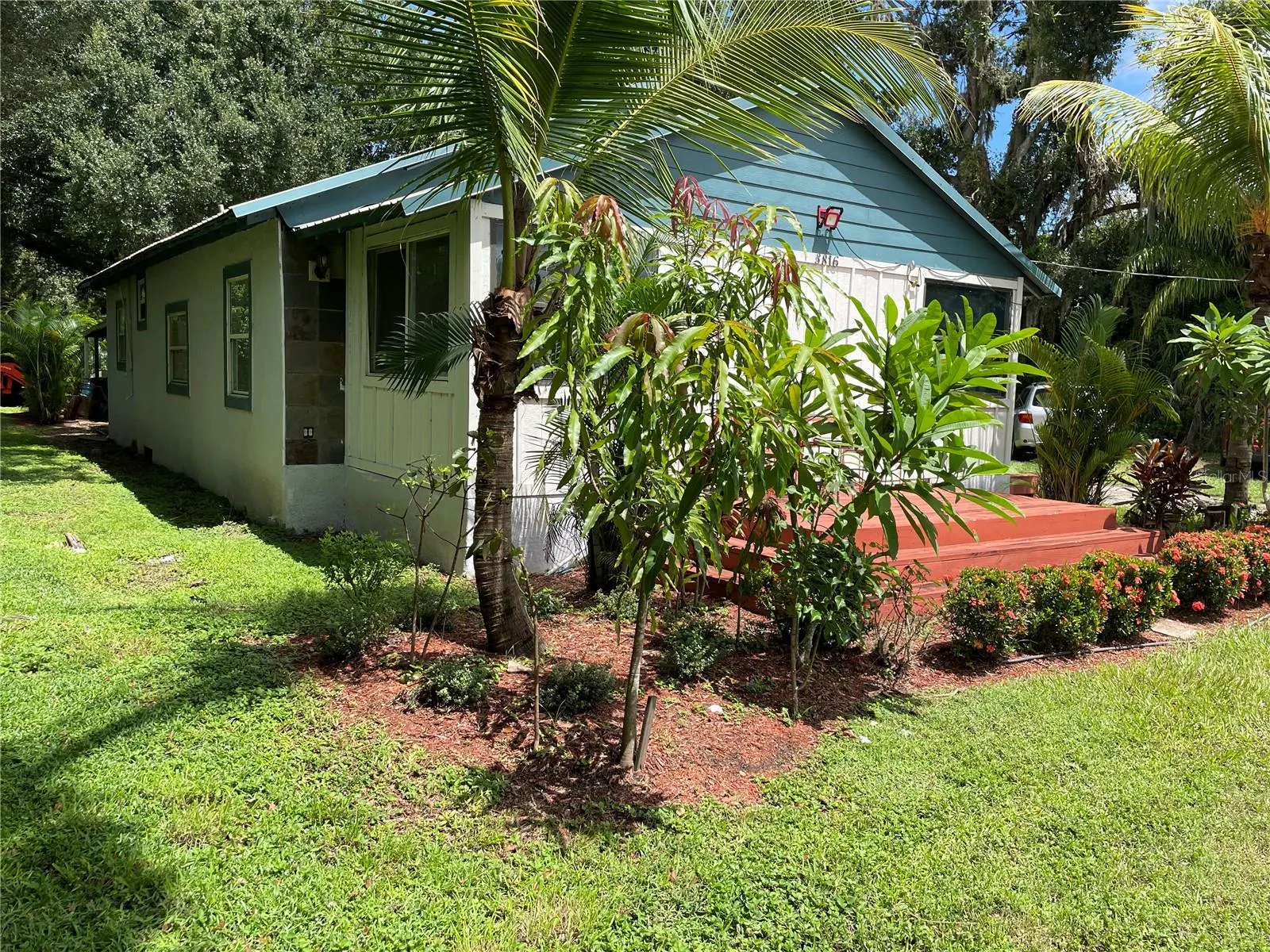 3816 LONE OAK RD