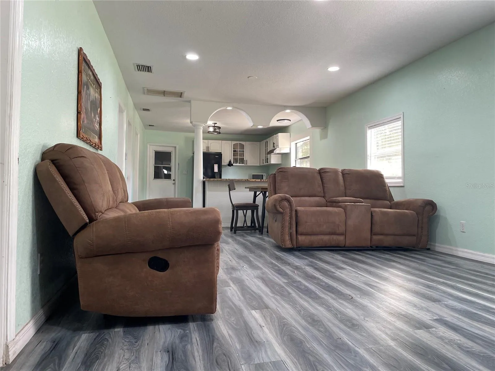 3816 LONE OAK RD