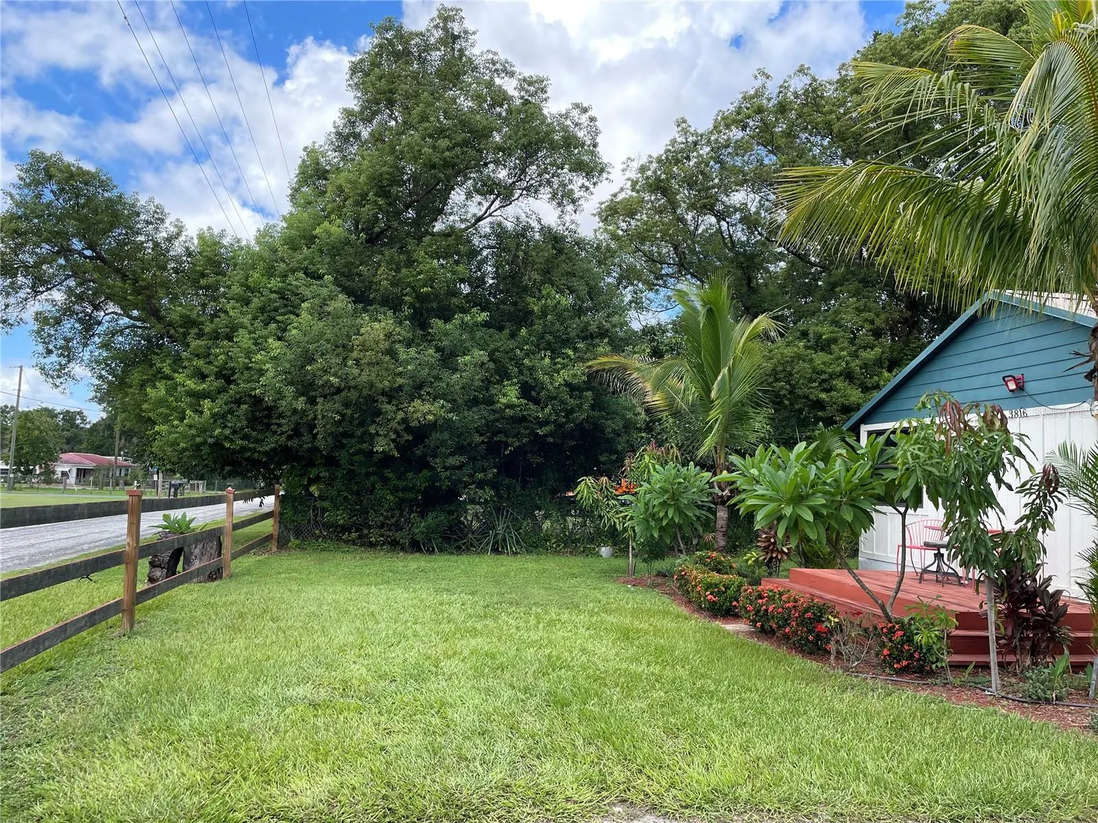 3816 LONE OAK RD