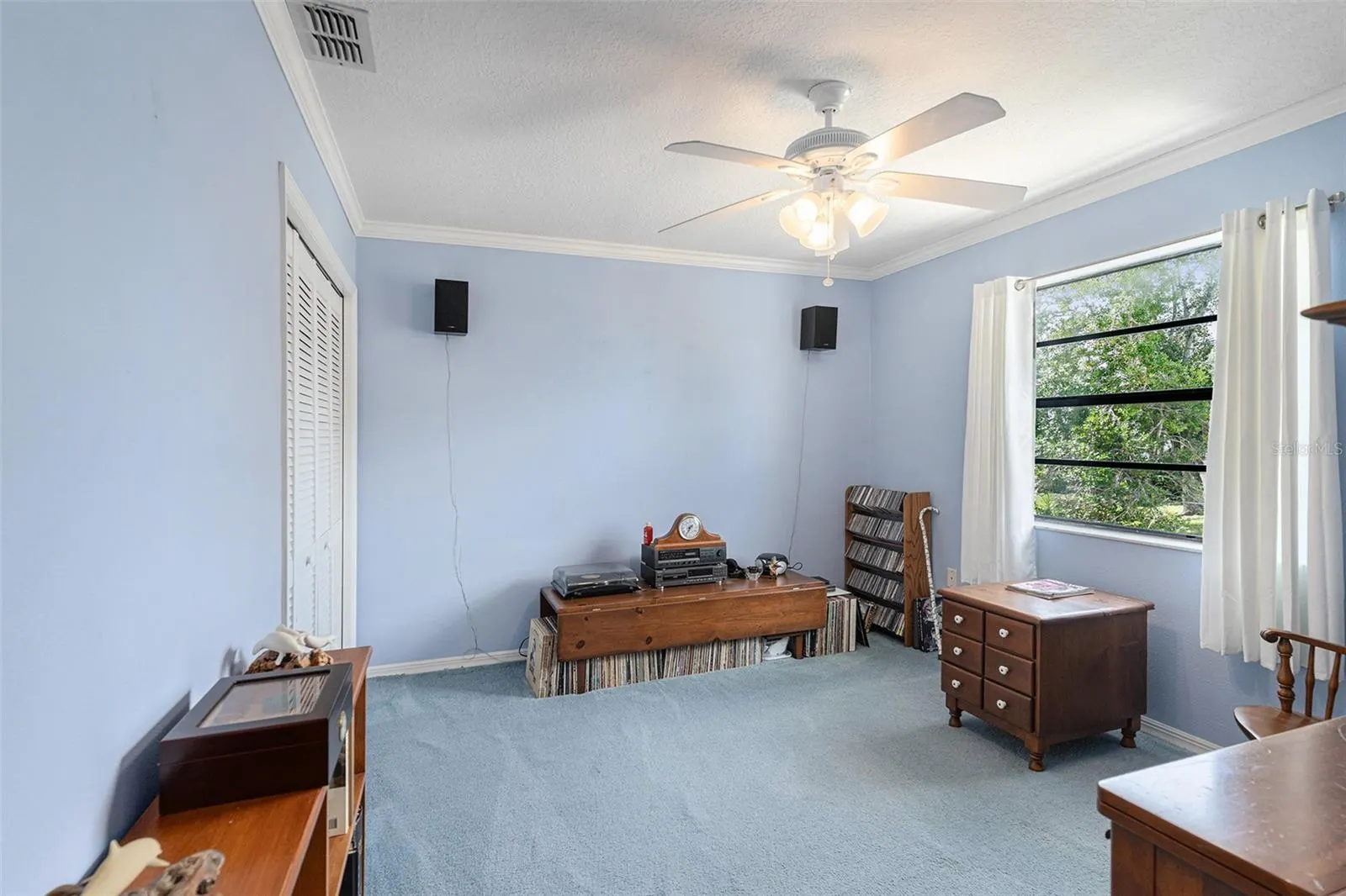 100 GULFWINDS DR W