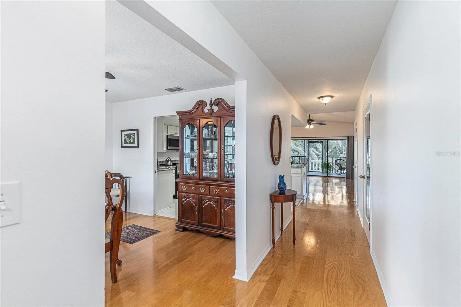 100 GULFWINDS DR W
