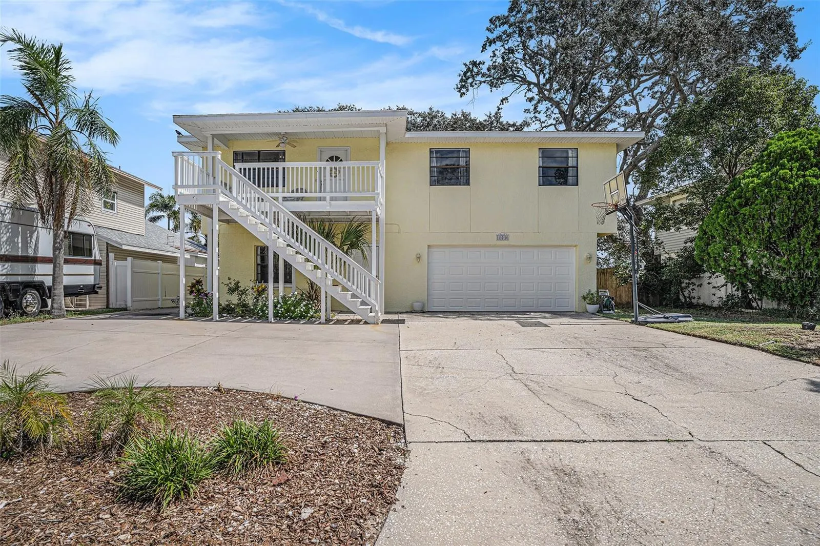100 GULFWINDS DR W