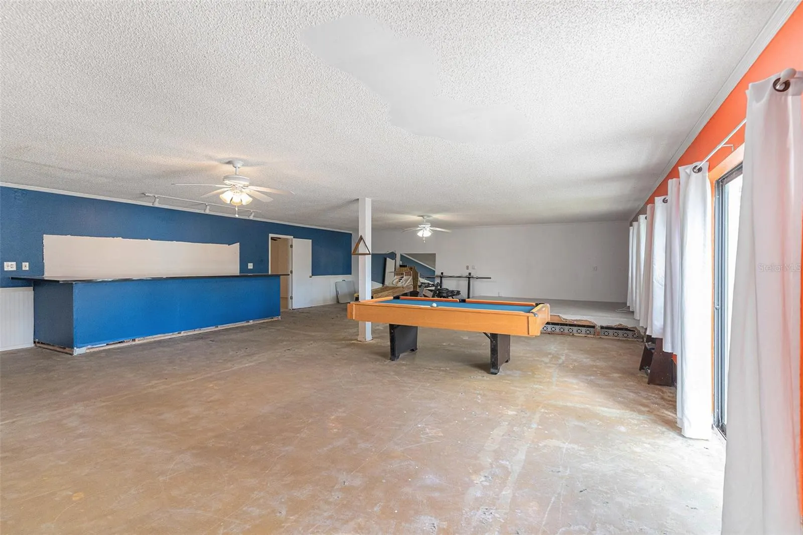 100 GULFWINDS DR W