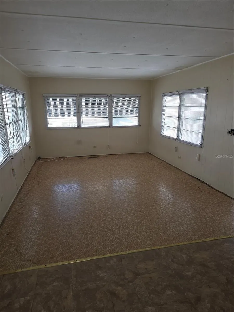18675 US HIGHWAY 19 N #128, #128