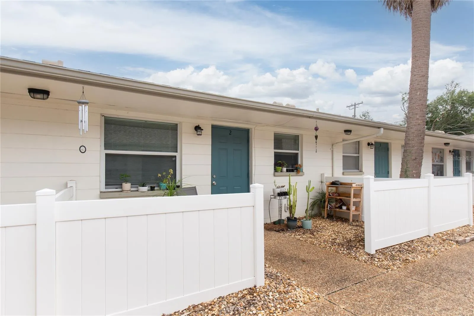500 75TH AVE N