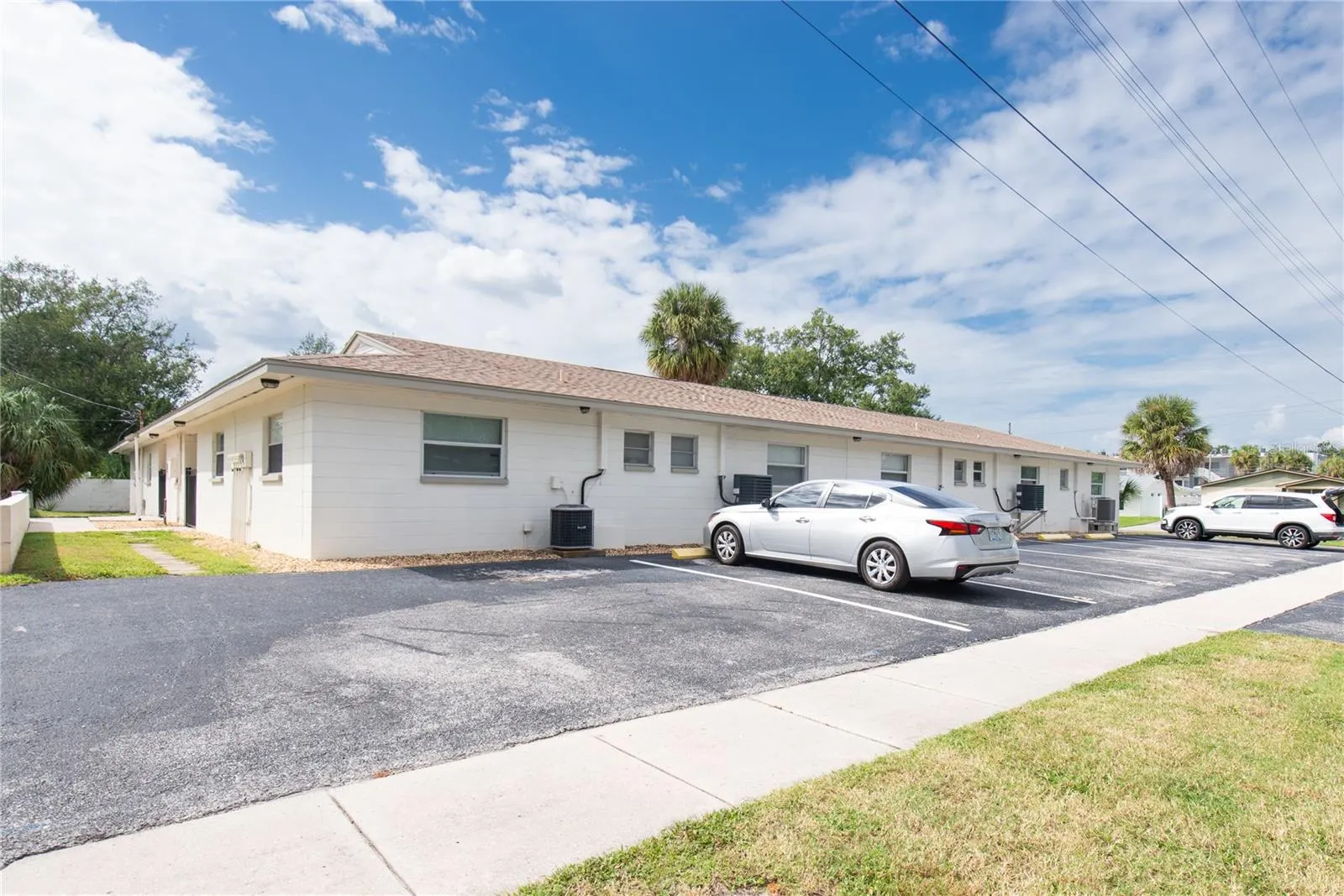 500 75TH AVE N