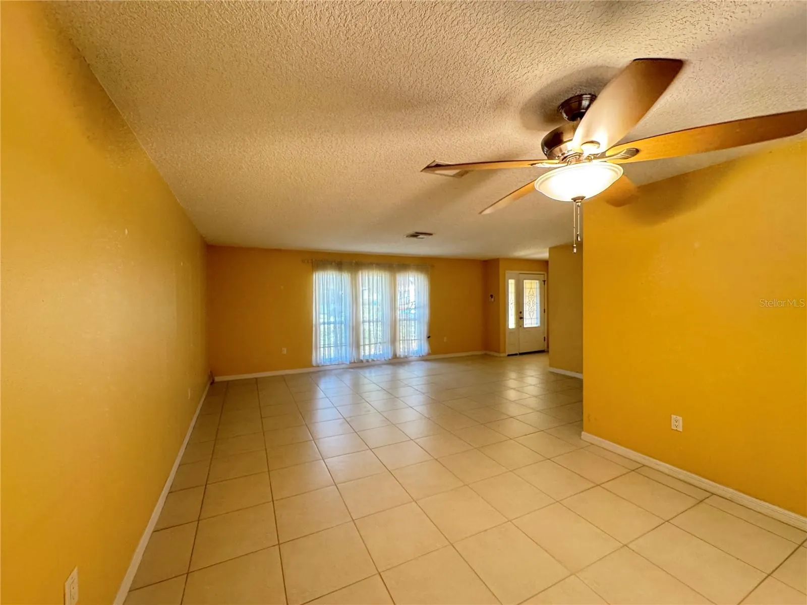 1330 SUNSET CT