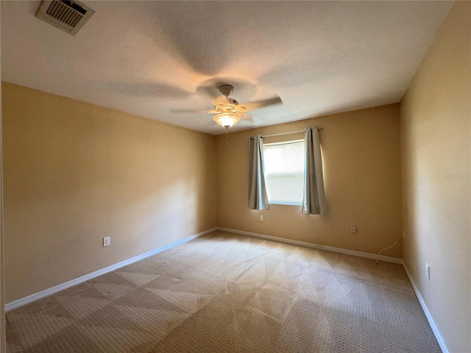 1330 SUNSET CT
