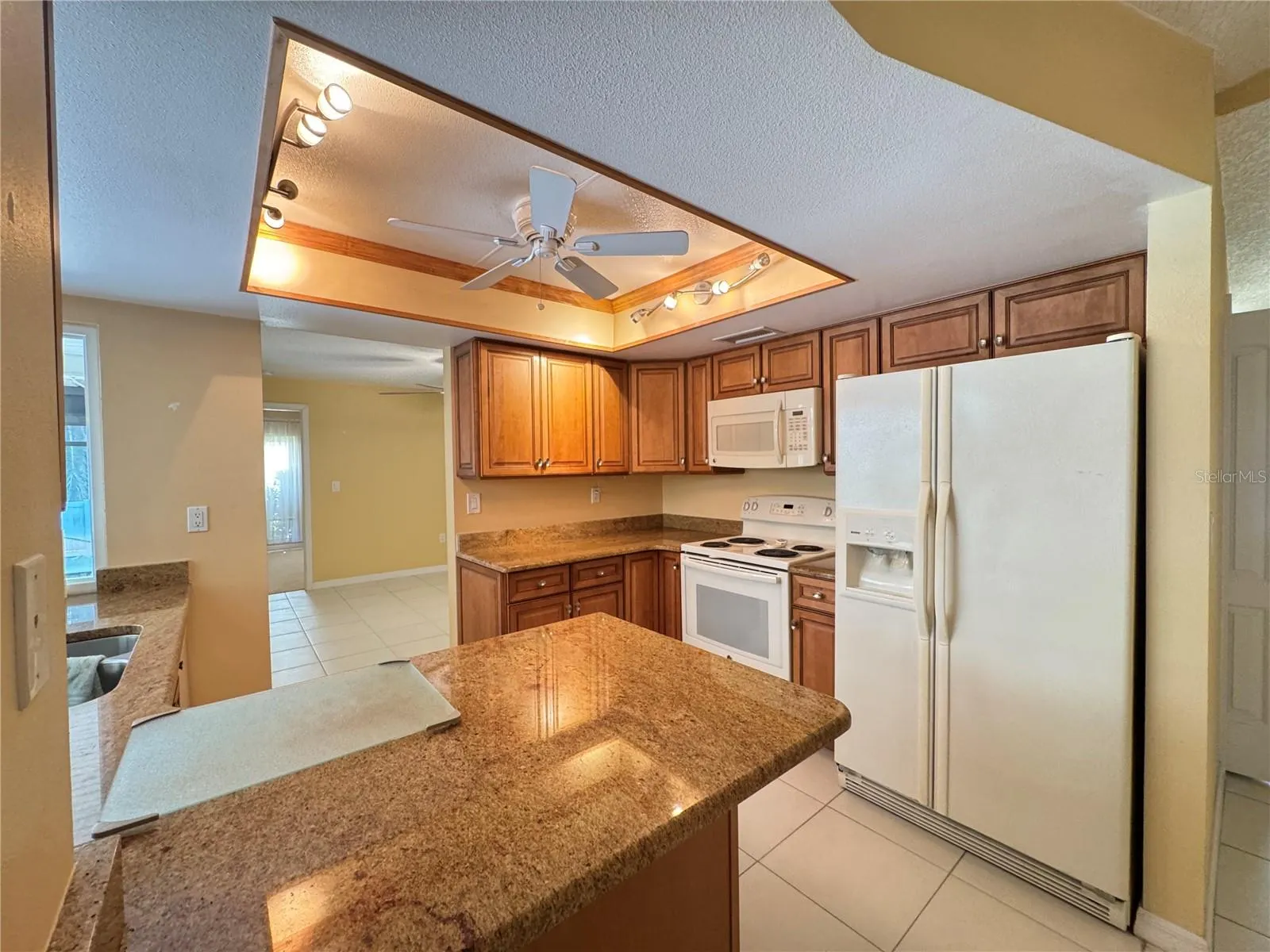 1330 SUNSET CT
