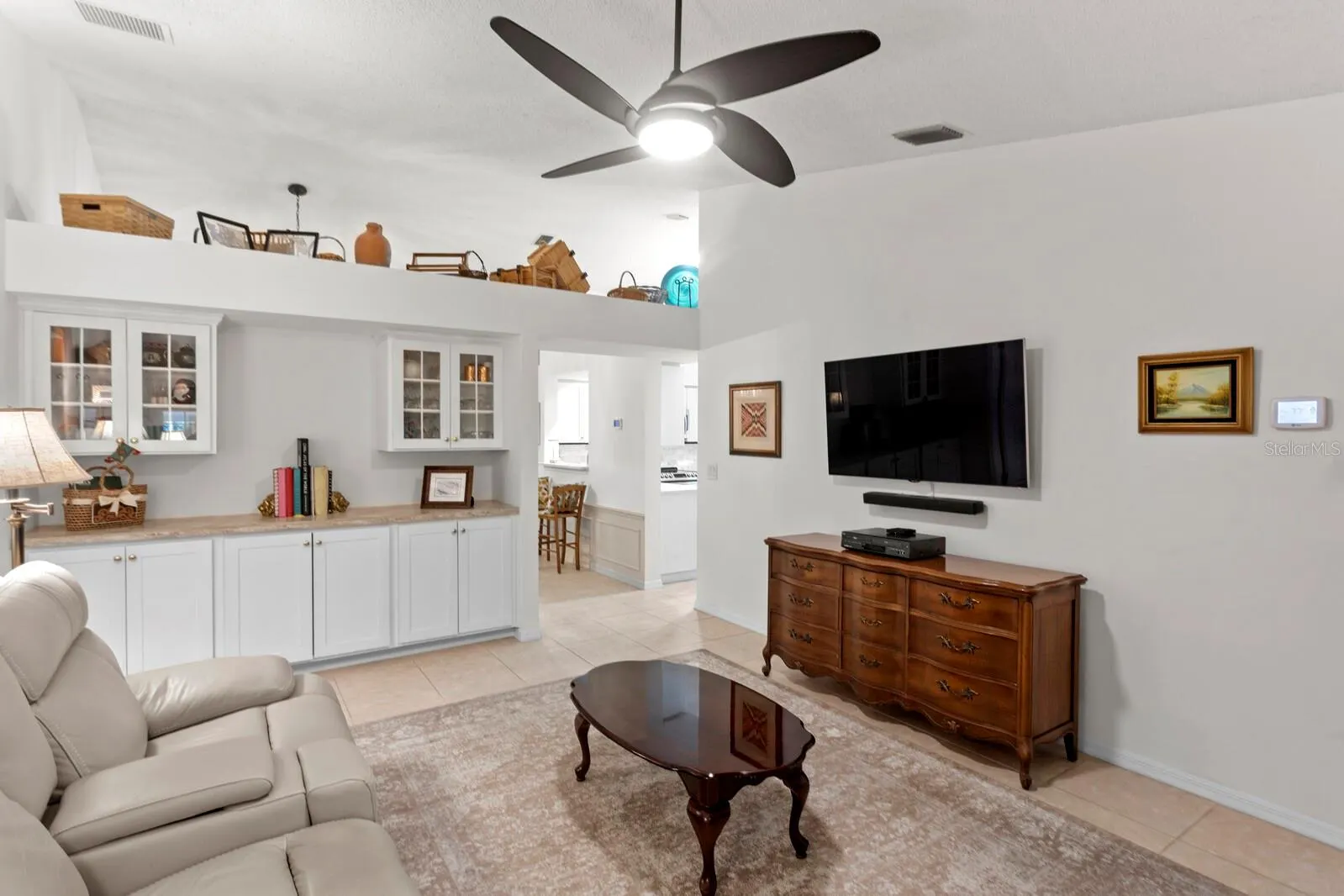 9415 OAK MEADOW CT