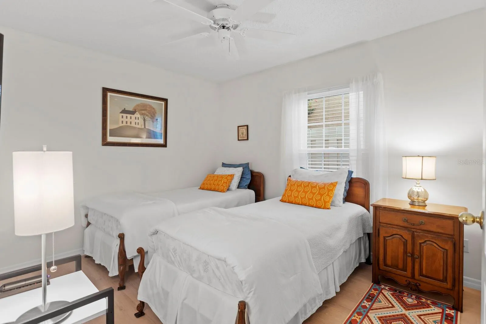 9415 OAK MEADOW CT