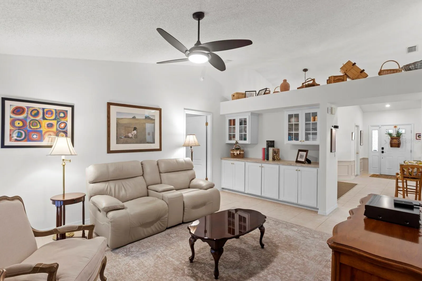 9415 OAK MEADOW CT