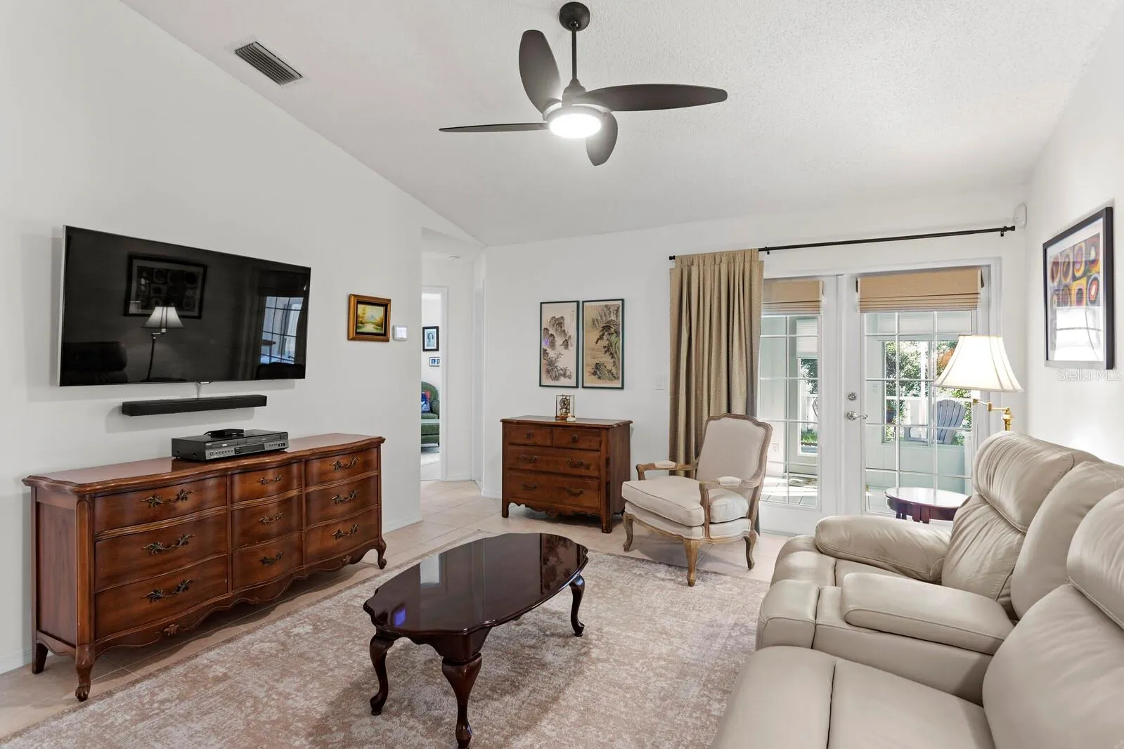 9415 OAK MEADOW CT