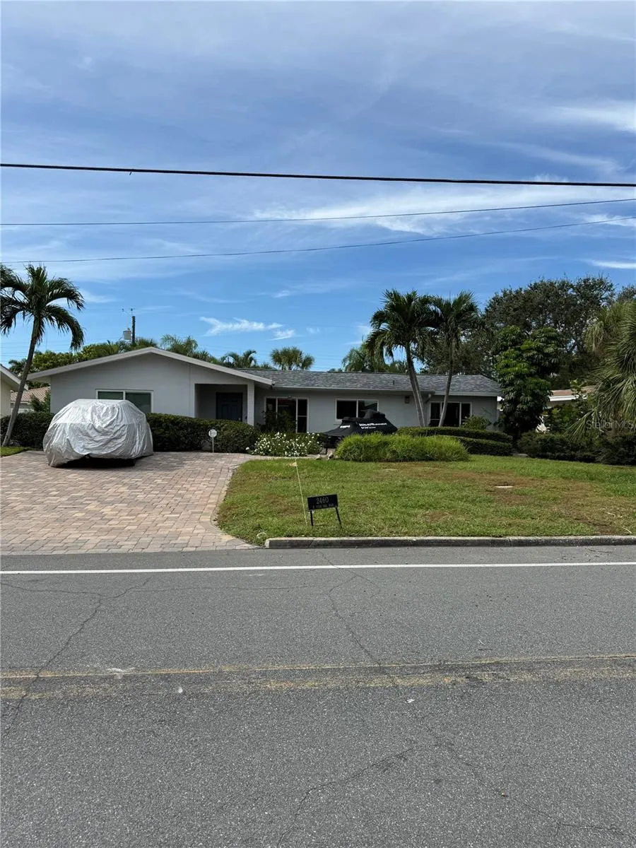 2460 E VINA DEL MAR BLVD