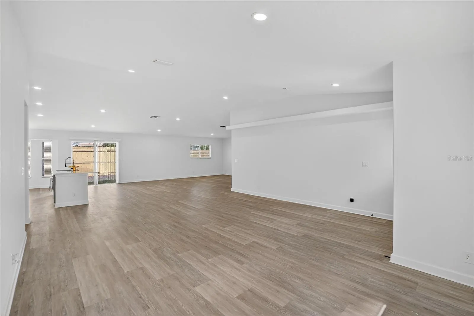 1140 LA SALLE ST