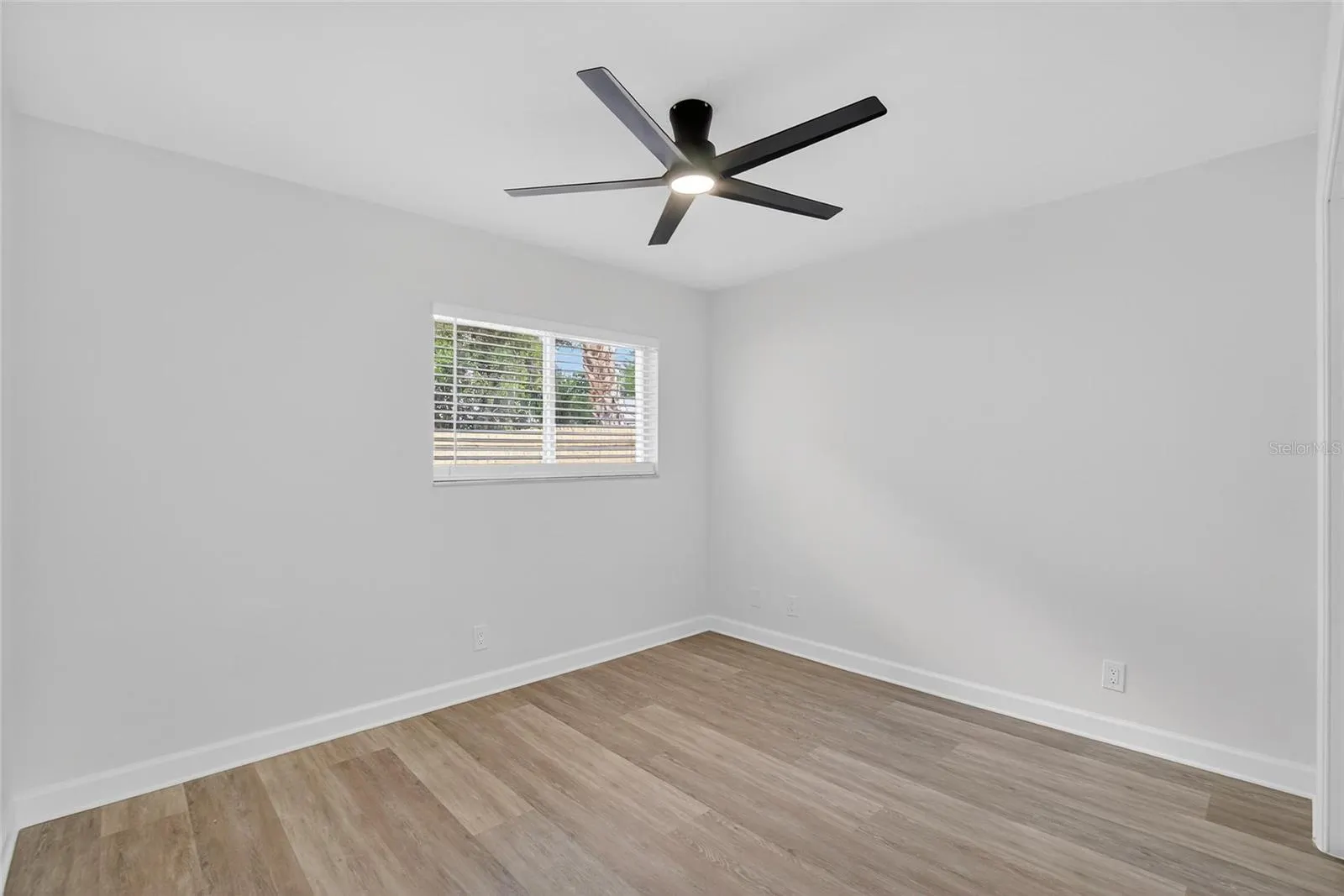 1140 LA SALLE ST