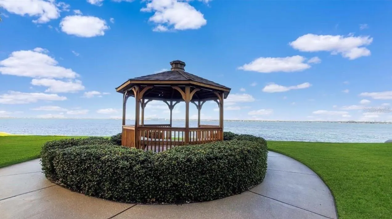 5532 PUERTA DEL SOL BLVD S #136, #136