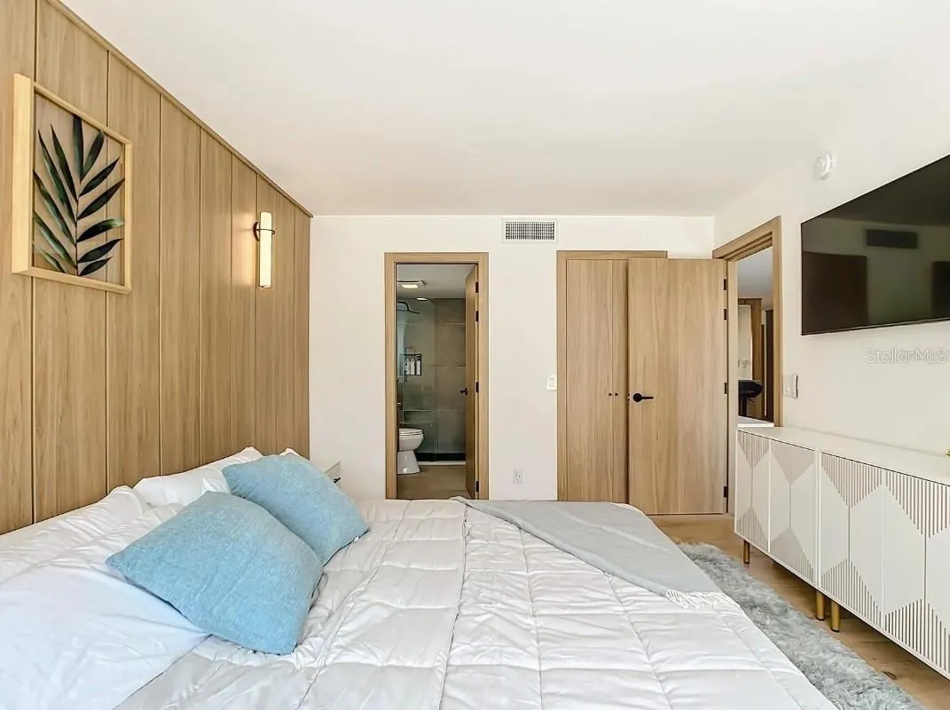 5532 PUERTA DEL SOL BLVD S #136, #136