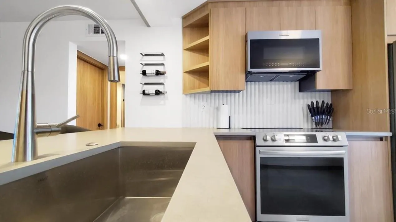 5532 PUERTA DEL SOL BLVD S #136, #136