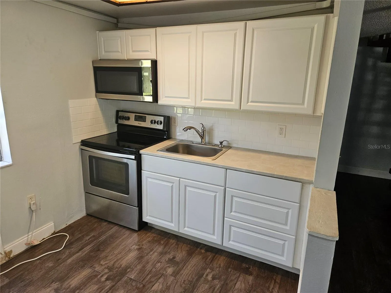 2122 BRADFORD ST #523, #523