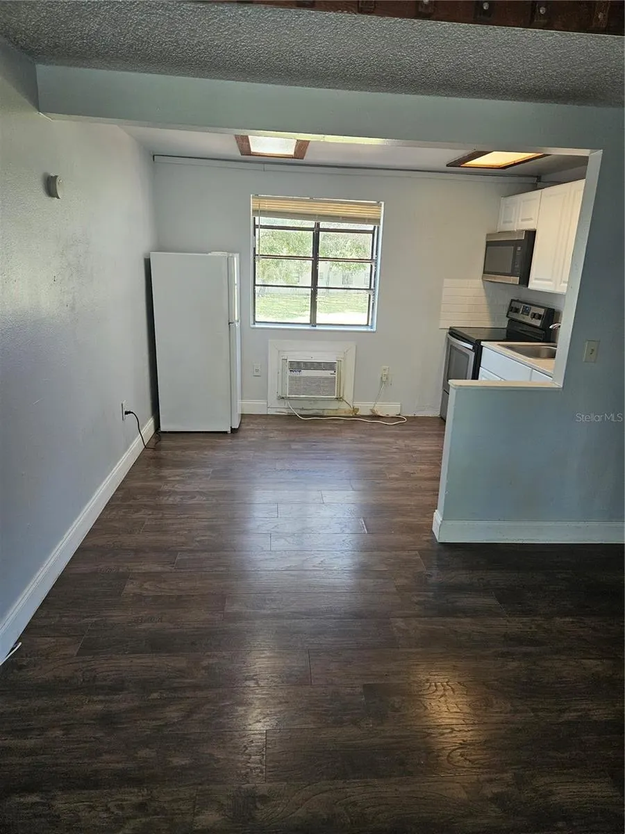 2122 BRADFORD ST #523, #523