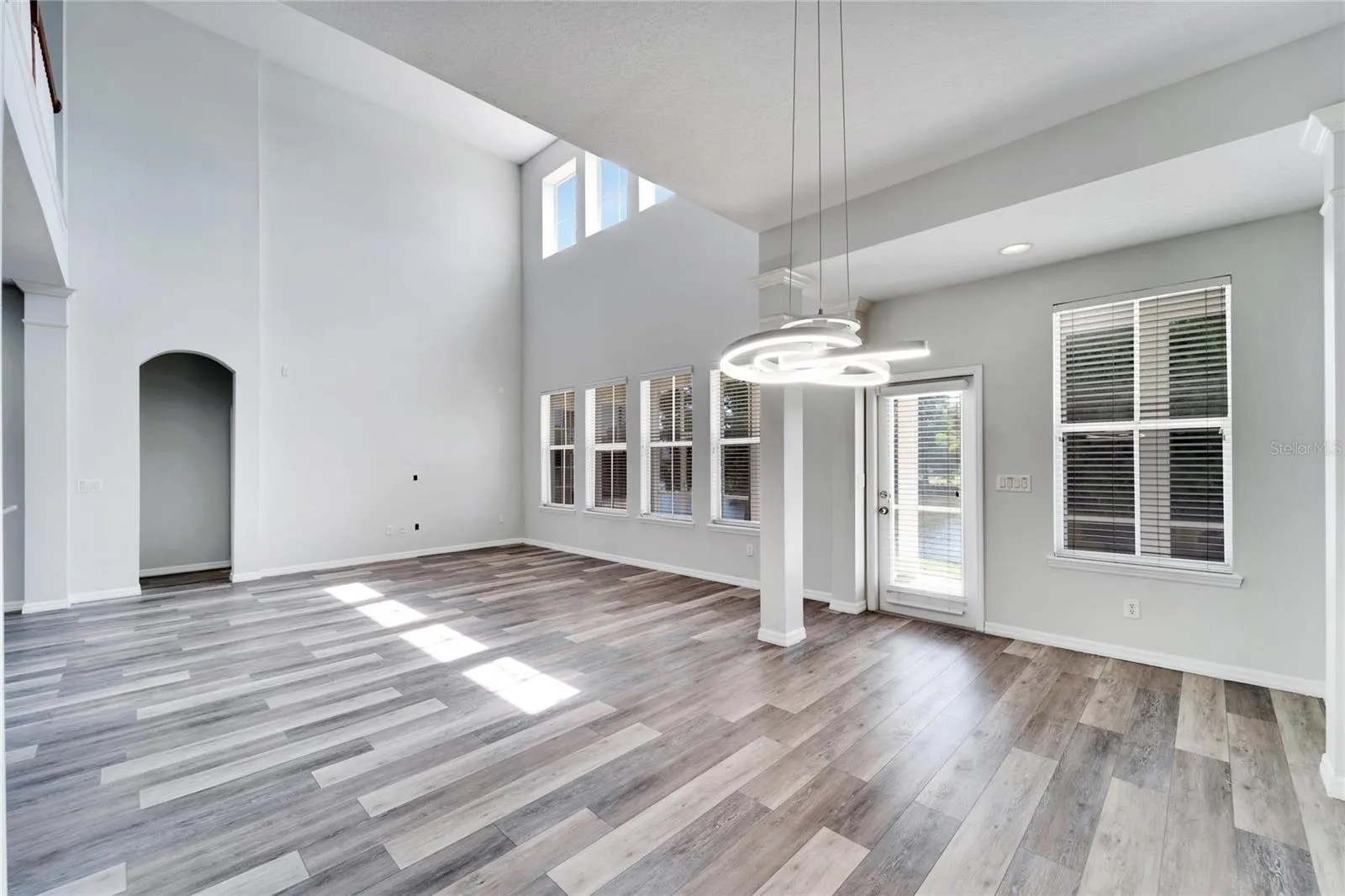 5604 SKIMMER DR