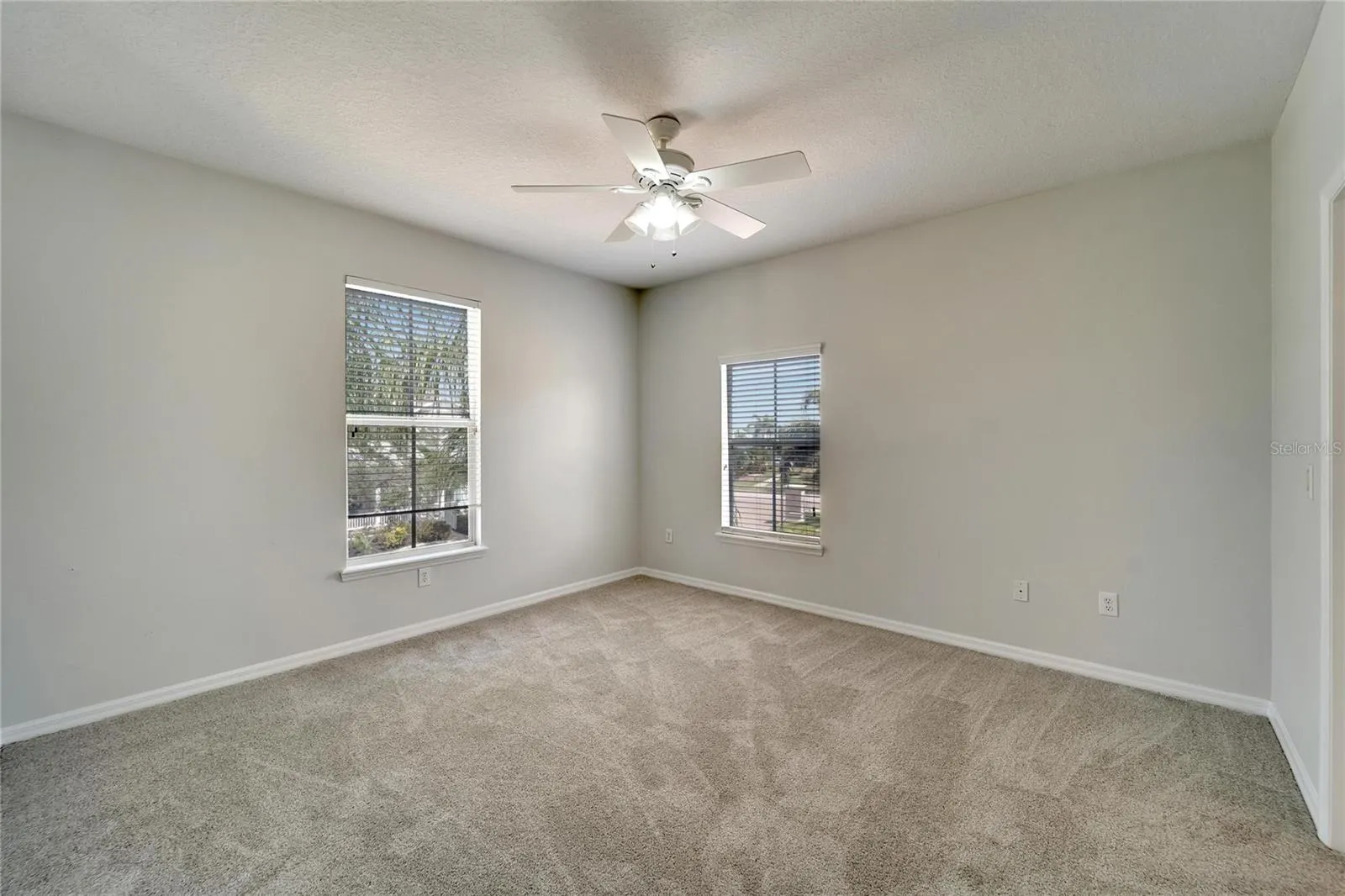 5604 SKIMMER DR