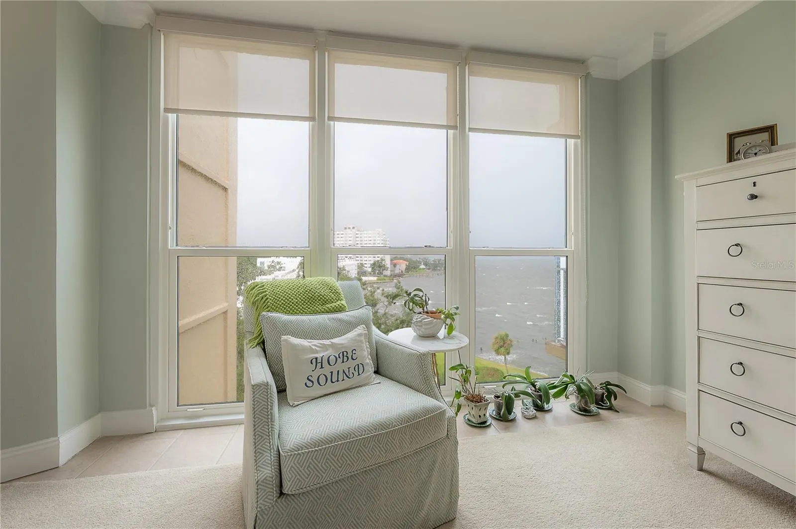 5020 BAYSHORE BLVD #702, #702